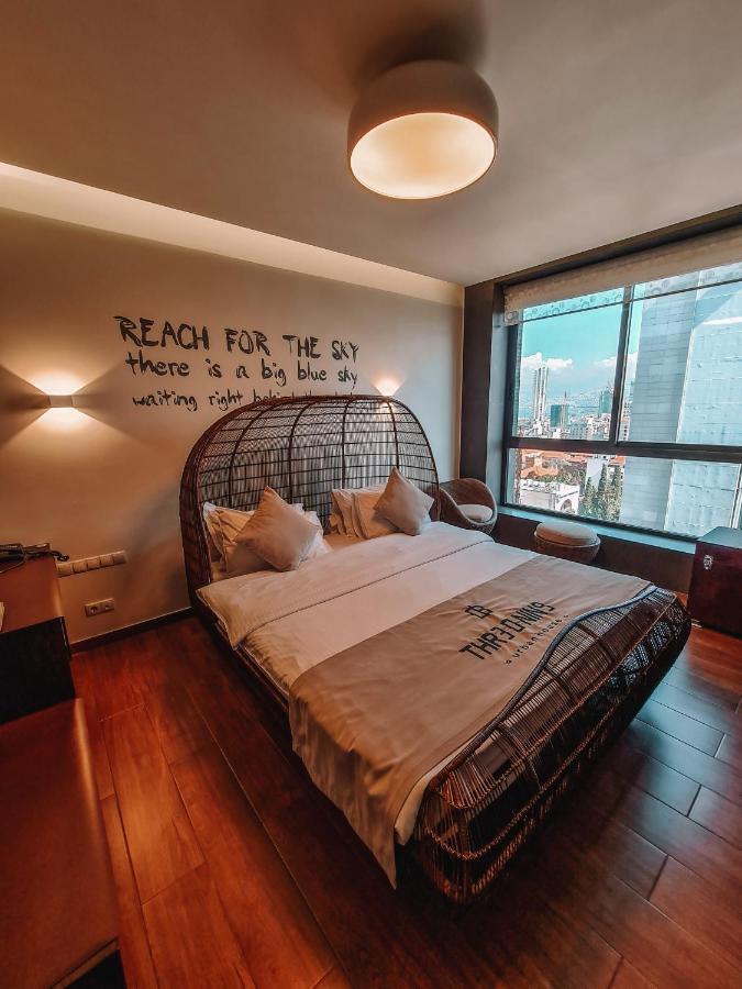 Three O Nine Hotel Beiroet Buitenkant foto
