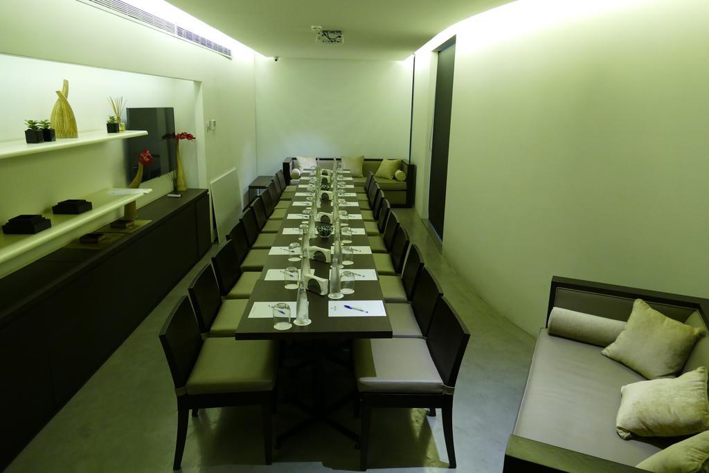 Three O Nine Hotel Beiroet Buitenkant foto